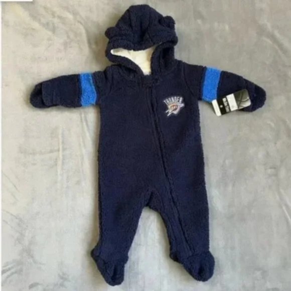 NBA Oklahoma City Thunder Baby Boys' Sherpa Sleeper Blue 18 Months - Picture 1 of 6